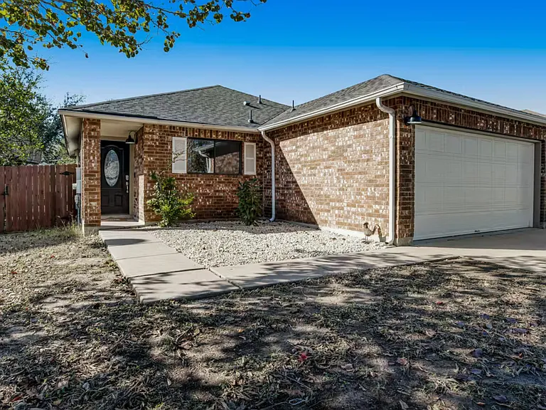 2902 Donnell Dr — Photo 34