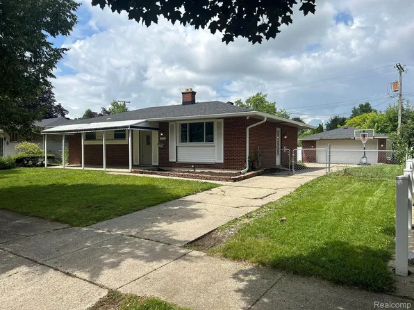 29756 Ailanthus Dr, Flat Rock, MI 48134