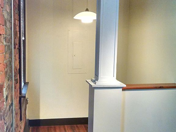 Another shot of the reading nook