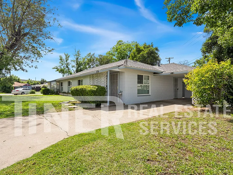2720 Riesling Way — Photo 6