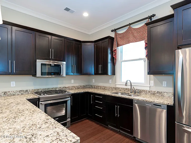 9317 Norton Commons Blvd — Photo 10