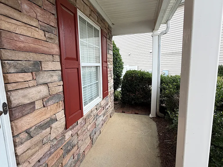 5804 Cherryrain Ct — Photo 3
