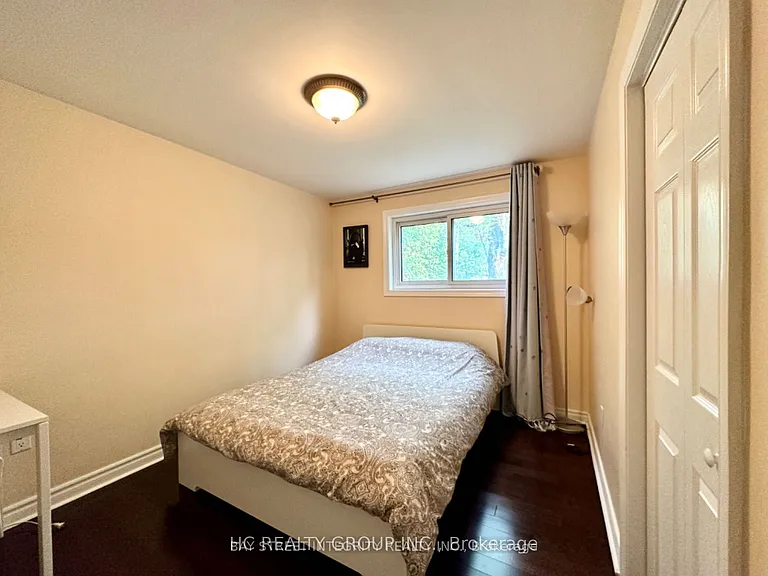 35 Lailey Cres — Photo 9