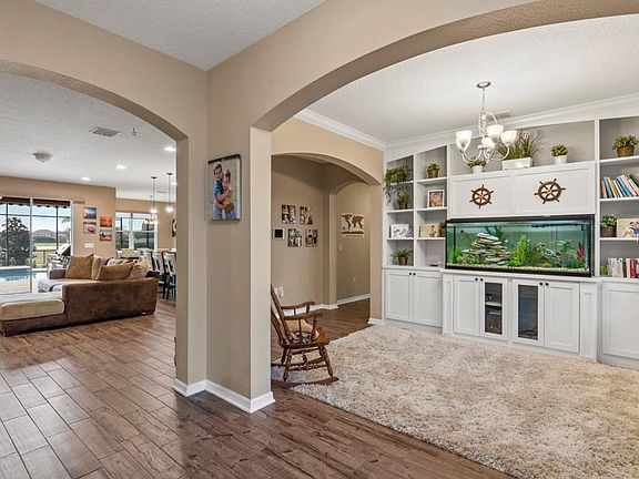 5th image of 15931 Citrus Knoll Dr