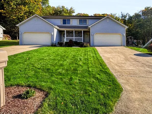4006-4008 Pondview Dr, Clarks Summit, PA 18411