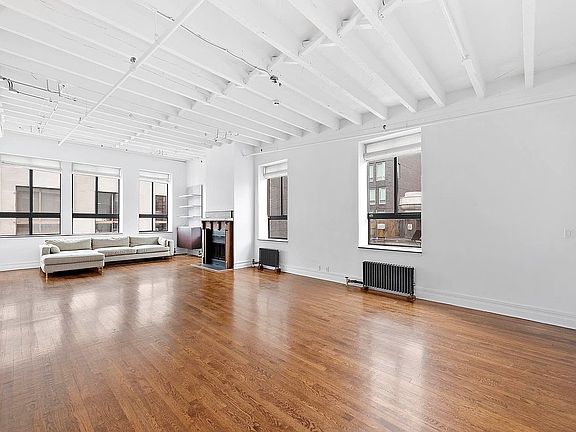 3rd image of 112 W 18th St #6D