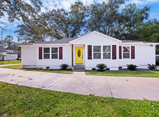 1026 Holcombe Rd, Hanahan, SC 29410