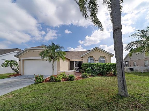 2nd image of 4832 11th Avenue Cir E
