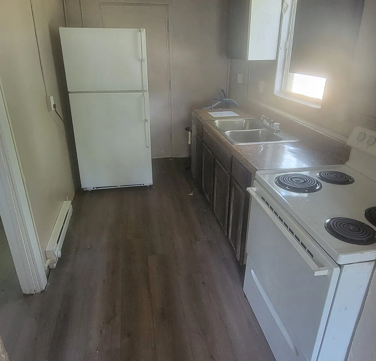 2 bed, 750 sqft, $799 — Photo 2