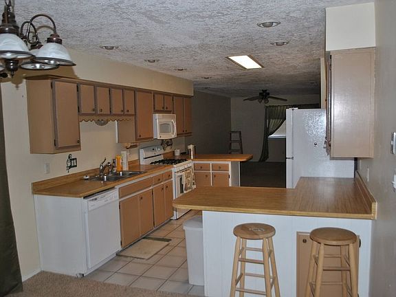 5th image of 3809 N Dustin Ave