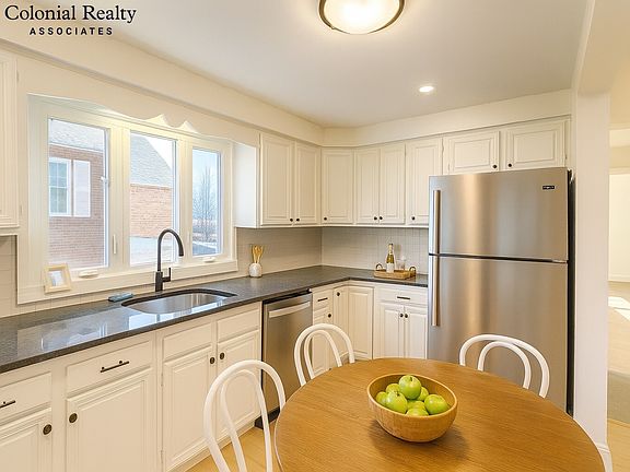 5th image of 262 Nevada St #3