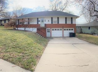 15819 E 37th Ter S, Independence, MO 64055