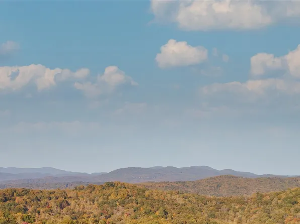 144 Sanctuary Trl #3, Hendersonville, NC 28739