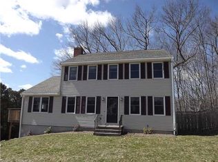 37 Strawberry Hl, Windsor, CT 06095