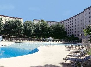 1703 E West Hwy APT 520, Silver Spring, MD 20910