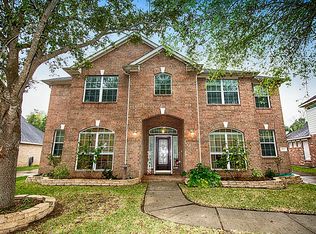 602 Canyon Crest Dr, League City, TX 77573