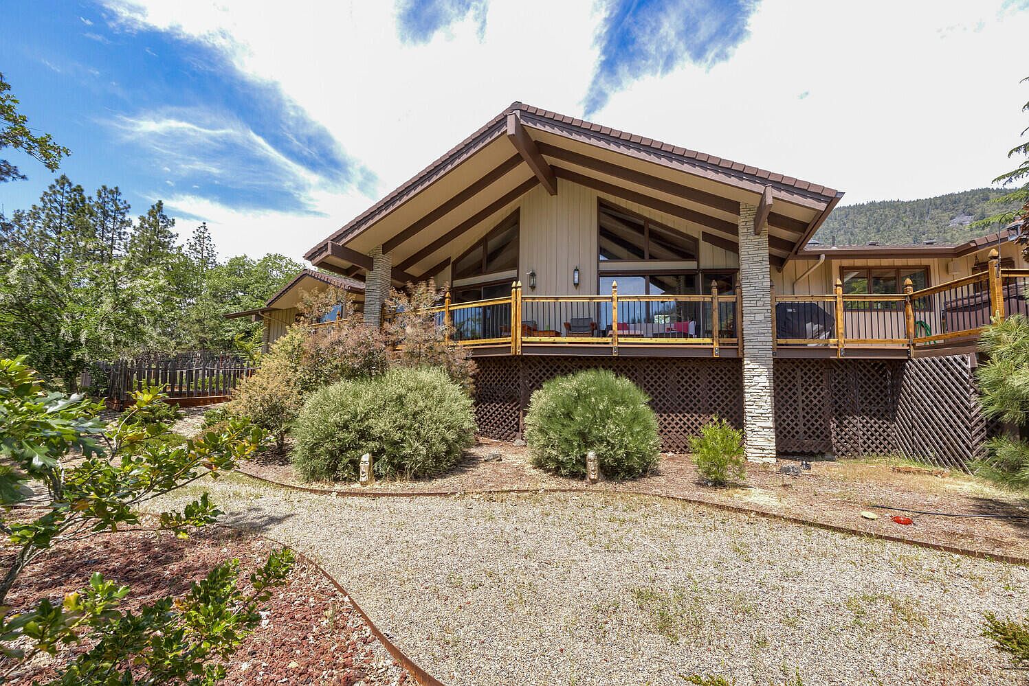 235 Thornberry Dr, Grants Pass, OR 97526 Zillow