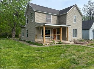 107 Bloomington St, Bevier, MO 63532