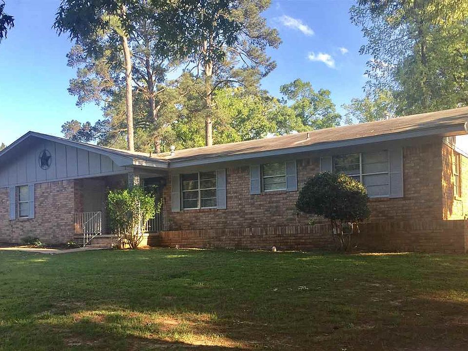 1st image of 1006 Brookhaven Dr