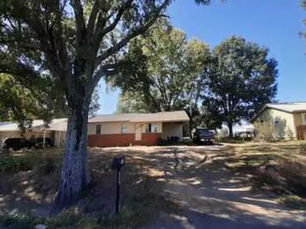 132 Bailey St, Searcy, AR 72143