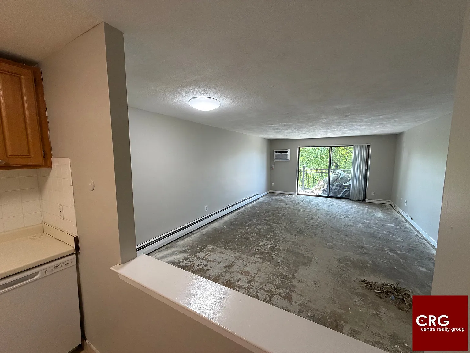 2 bed, 1.0 bath, $2,270 — Photo 2