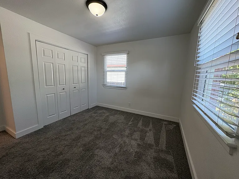 2316 W Kootenai St — Photo 8