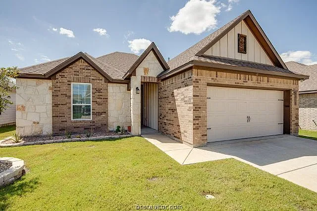 4 bed, 1686 sqft, $2,495 — Photo 4
