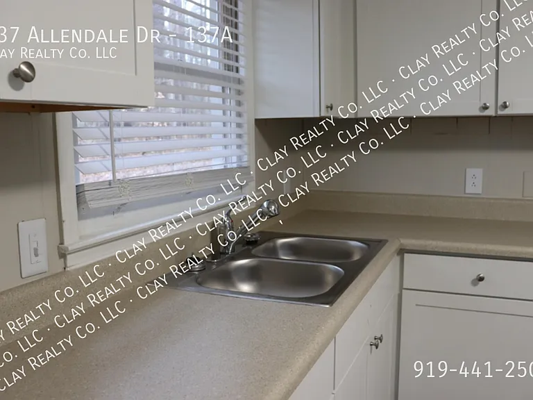 137 Allendale Dr #137A — Photo 5