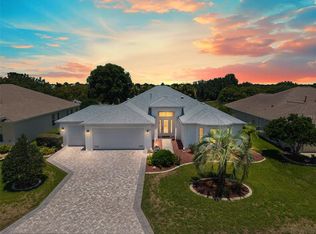 1527 Golden Ridge Dr, The Villages, FL 32162