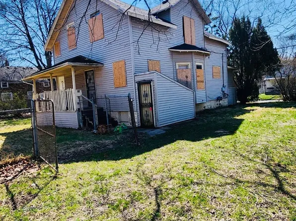 2601 Dakota Ave, Flint, MI 48506