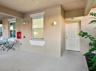 811 Fairwaycove Ln UNIT 105, Bradenton, FL 34212