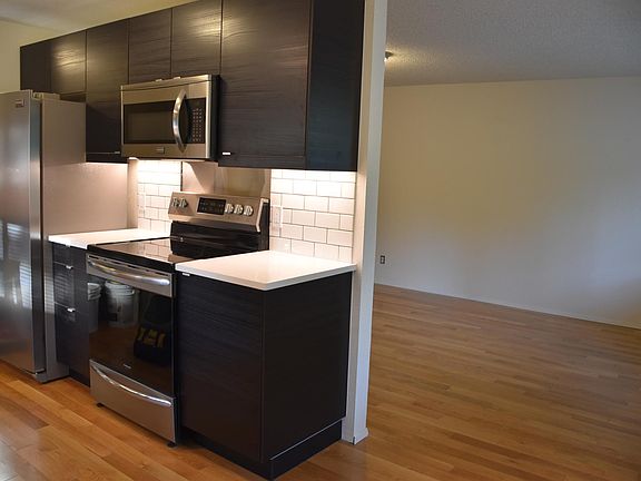 5th image of 15430 40th Ave S APT D