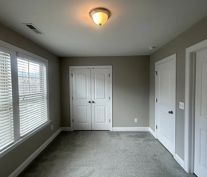 1401 Town Home Dr #1 — Photo 18
