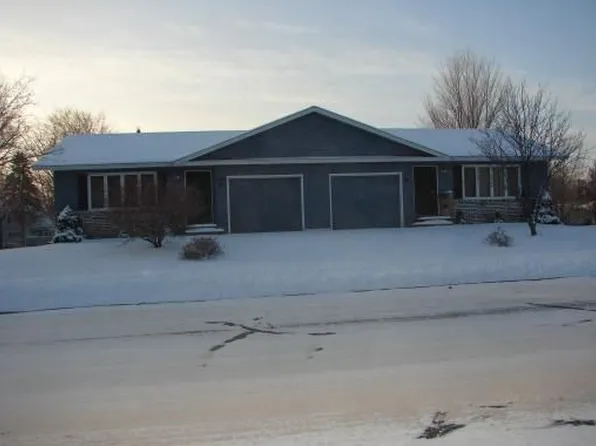 603 Bridgewater Ave, Chippewa Falls, WI 54729