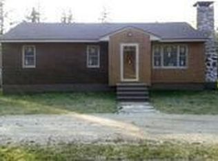 27 E Windsor Rd, Peru, MA 01235