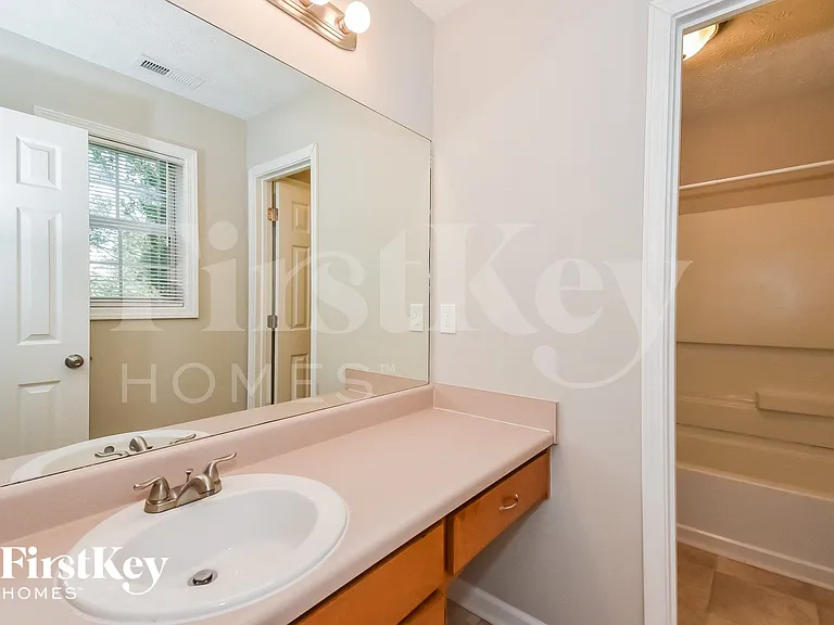 189 Bay Court Dr — Photo 12