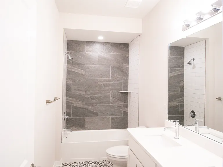 4721 Salmon St — Photo 17