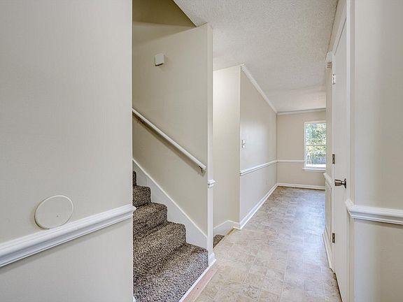 4th image of 4216 White Pine Court