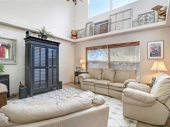 3rd image of 7828 Bristol Park Dr