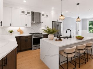 111-113 Beacon Street Condominium, Somerville, MA 02143