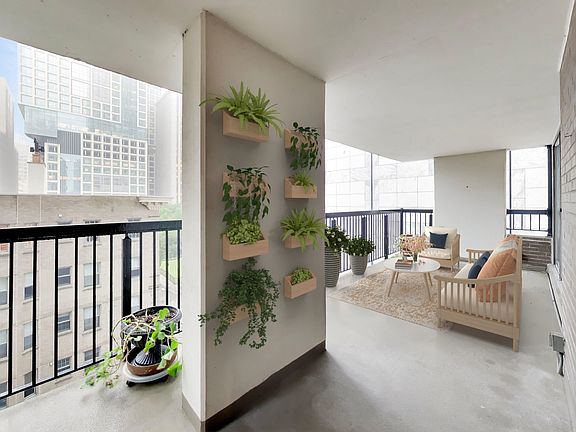 4th image of 201 E Chestnut St APT 8B