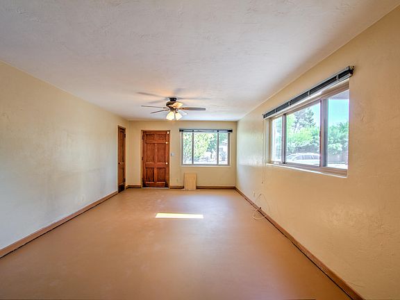 3rd image of 5651 E Linden St