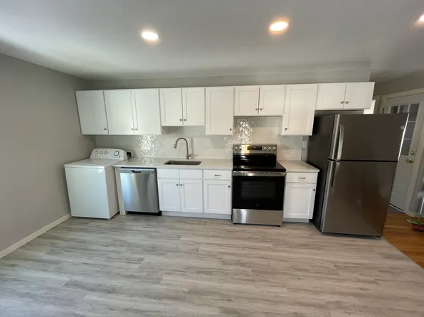 38 Gerrard Ave #2, East Longmeadow, MA 01028