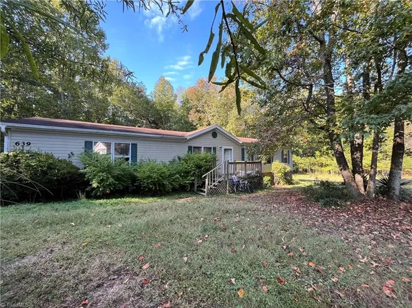 639 Ivy Yokeley Rd, Winston Salem, NC 27107