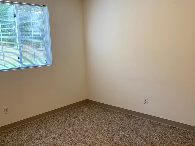 923 Boston Way — Photo 10