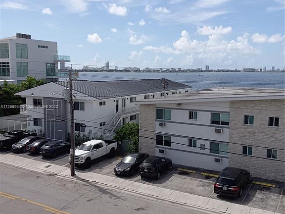 3rd image of 1801 S Treasure Dr APT 423