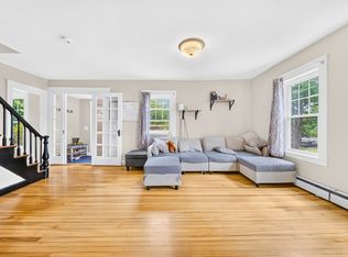 15-17 Pleasant St, Lunenburg, MA 01462