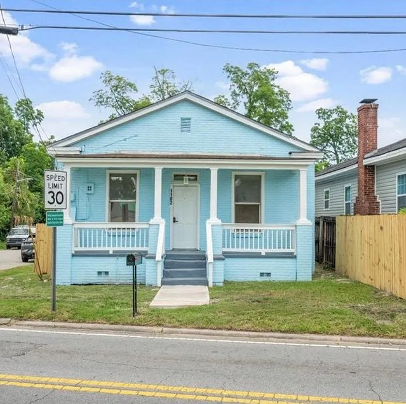 3 bed, 992 sqft, $1,500 — Photo 1