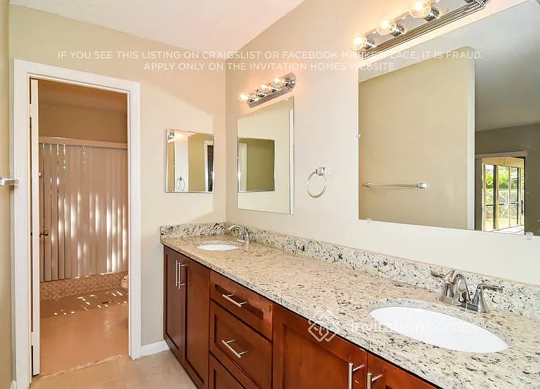 10048 NW 20th St — Photo 13