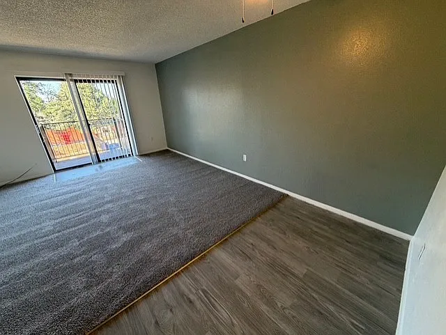 Academy Heights Apartments — Photo 18